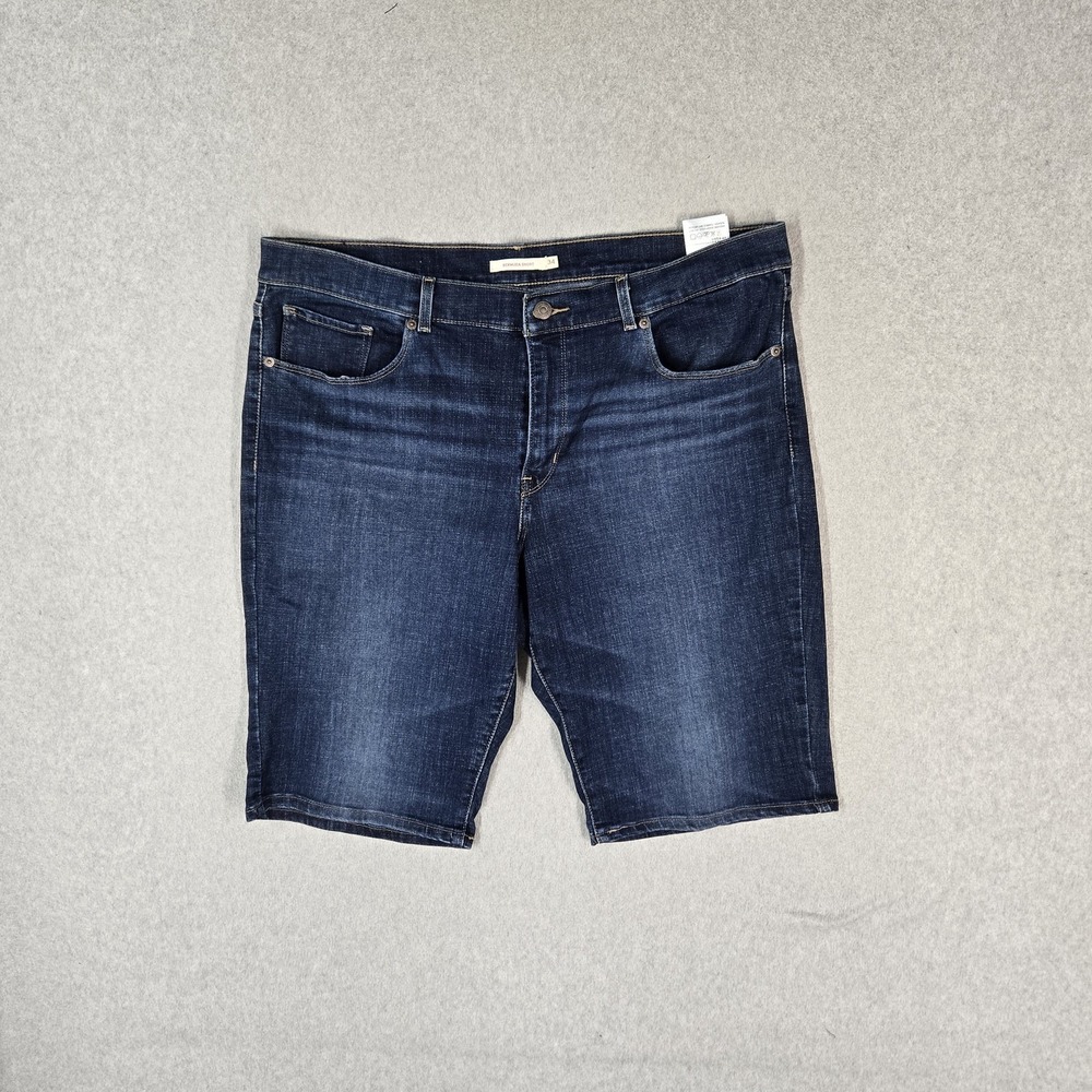 Levi's Women Shorts W34 Blue Denim Shorts Bermuda Short 12" Inseam Dark Wash